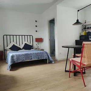 Bonito Estudio Con Garaje Bilbao